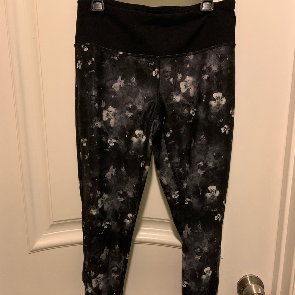 Black Floral Leggings